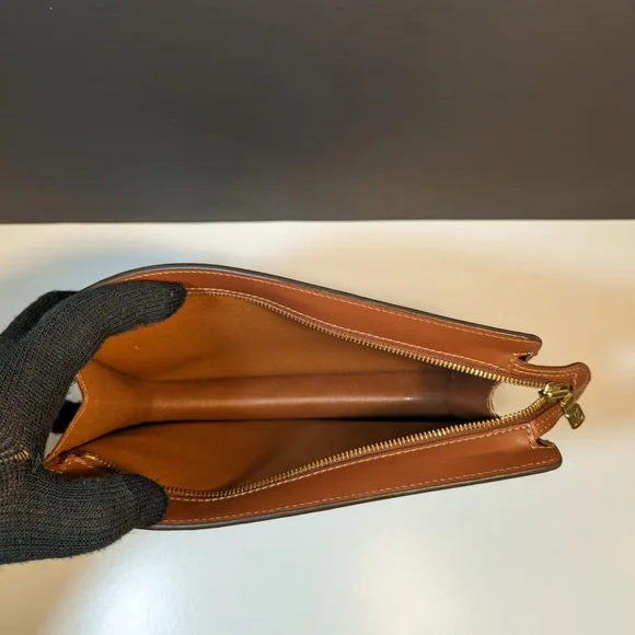 💎Authentic Louis Vuitton Homme Pochette Clutch monogram converted to crossbody - Picture 7 of 16